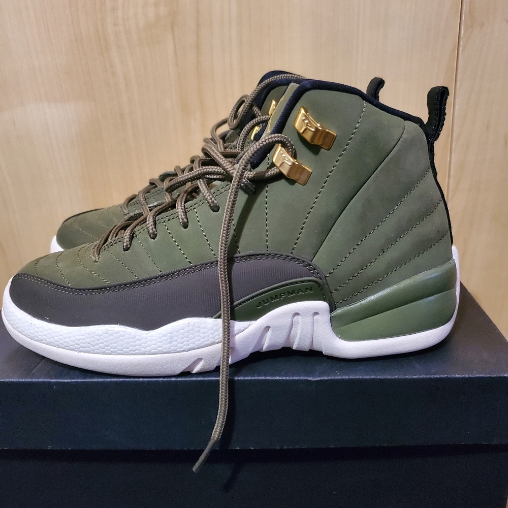 Big Kids Air Jordan Retro 12